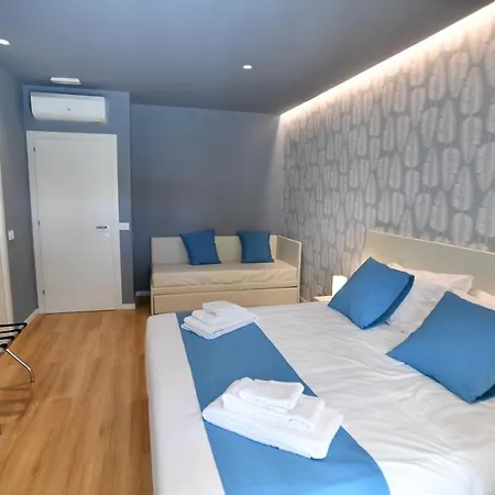 Nina B&B-2
